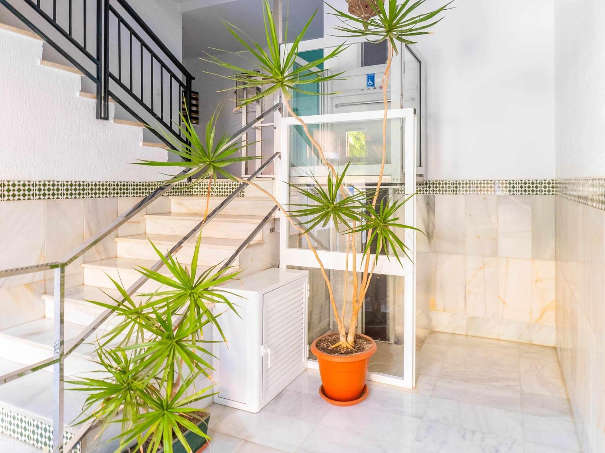Centrico Apartamento Con Terraza En La Playa Rincón de la Victoria Exterior foto