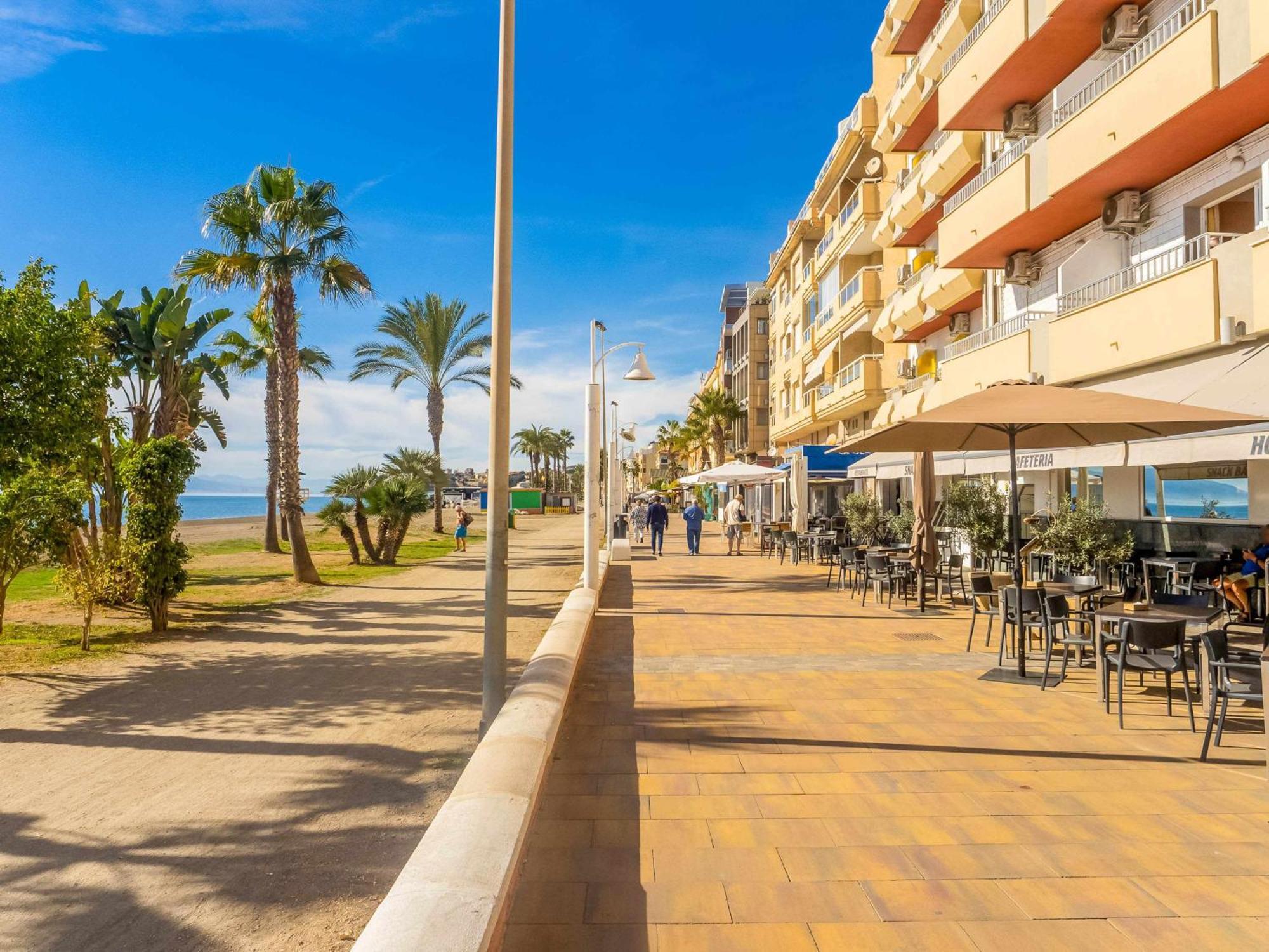 Centrico Apartamento Con Terraza En La Playa Rincón de la Victoria Exterior foto